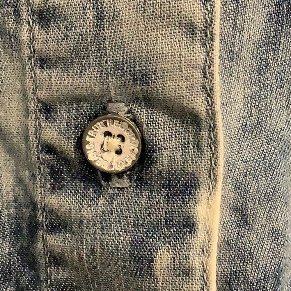 TRUE RELIGION Y2K Oversized Cotton Blue Acid Wash Punk Grunge Alt Urban Top S - Picture 5 of 10